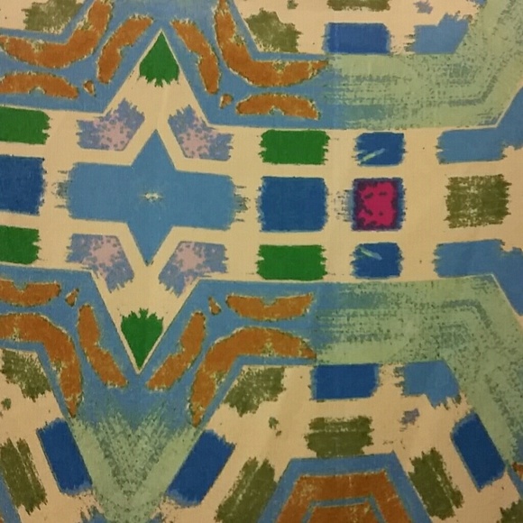 Multi colored tribal tank - Picture 8 of 8